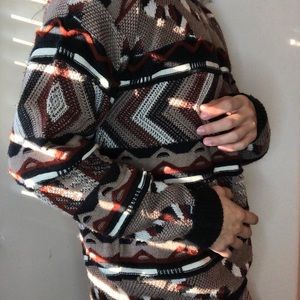 Men's Burgundy and Brown sweater